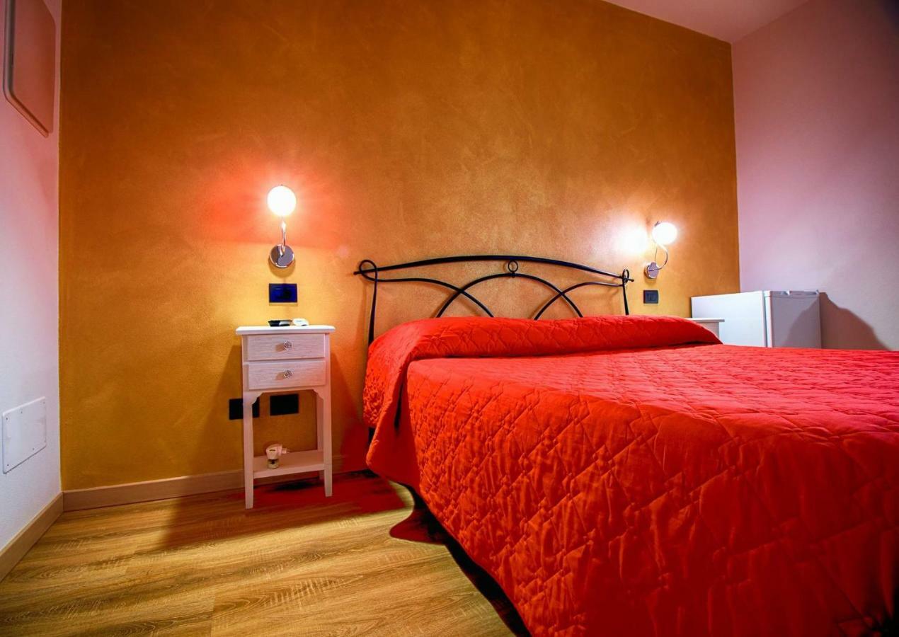 La Casa Dei Nonni Sul Garda Hotel Peschiera del Garda Ngoại thất bức ảnh